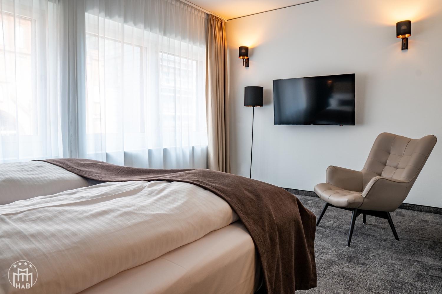 One-Bedroom Suite,1596011509:JPEG