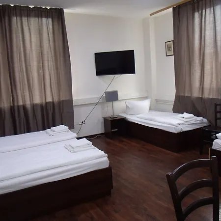 Hotel Arrival-2