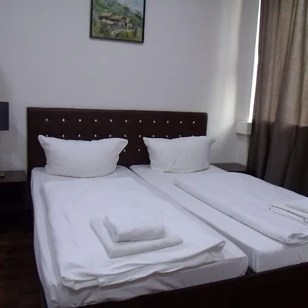 Hotel Arrival-3
